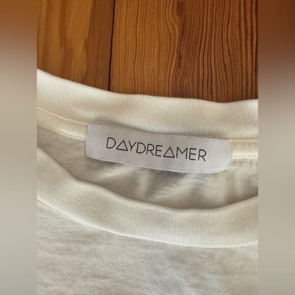 Daydreamer Beverly Hills Tshirt - Picture 5 of 8
